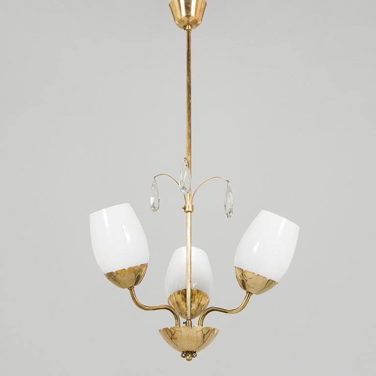 A 1950's chandelier for Valinte.