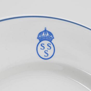 A 59-piece porcelain service produced by Gustavsberg for the Royal Swedish Yacht Club.