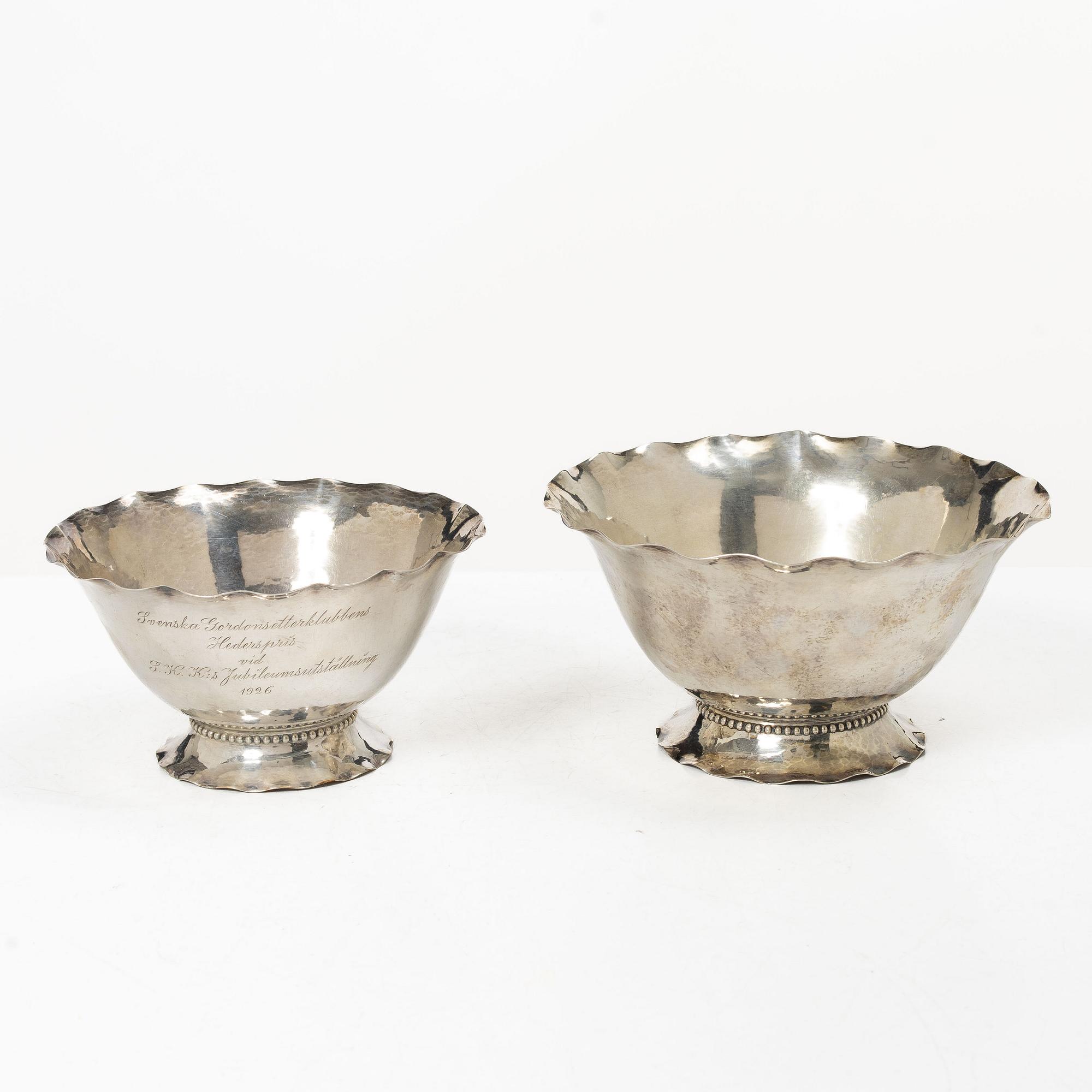 C.G. Hallberg, Two silver bowls, Stockholm, 1925.