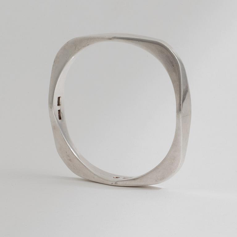 A bracelet by Sven Erik Högberg, Göteborg, 1991.