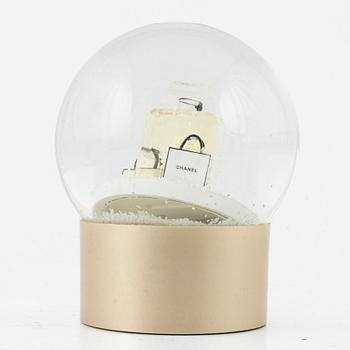 Chanel, snow globe.