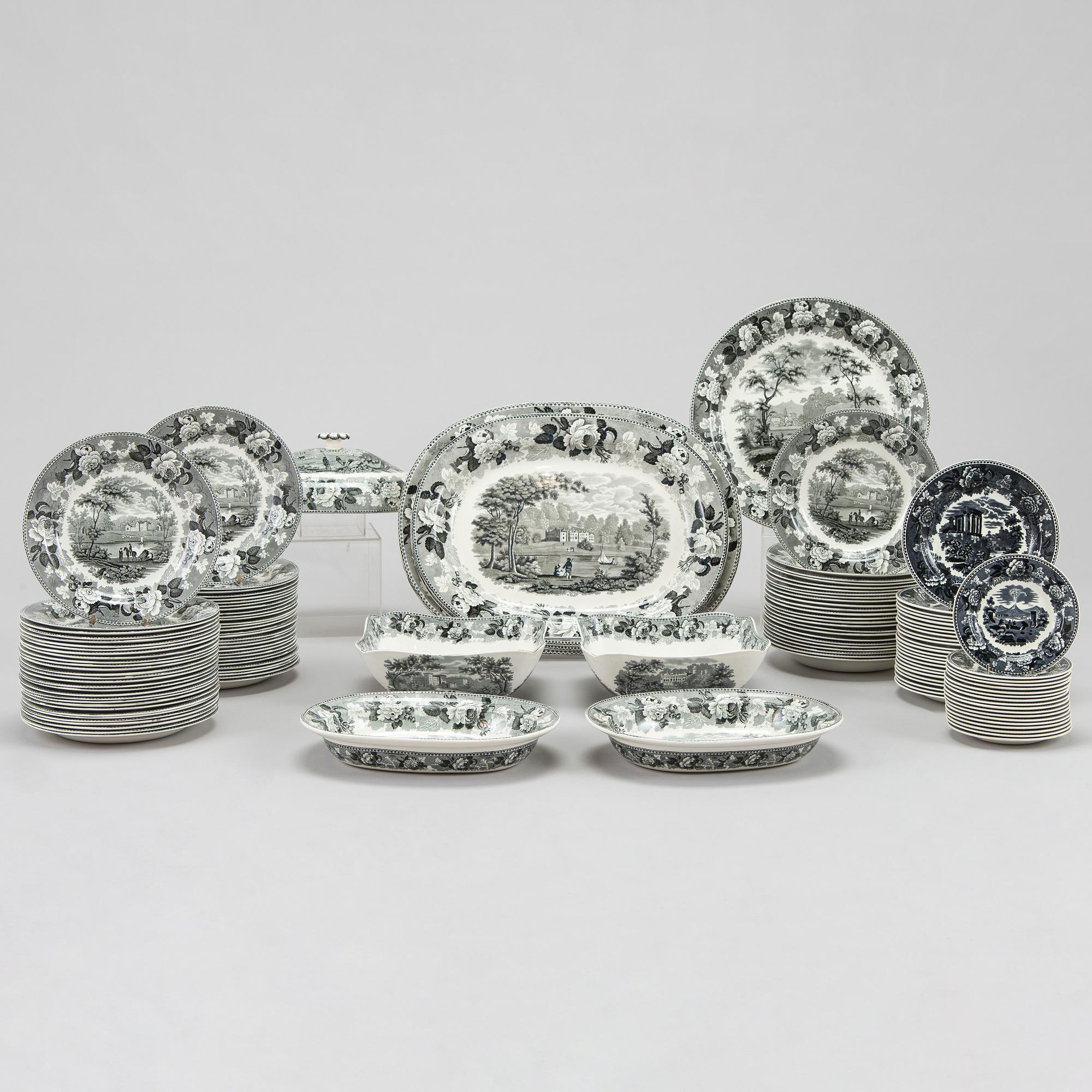 Wedgwood, astiasto, 134 osaa, "Landscape" fajanssi, Englanti 1800-luvun loppu.