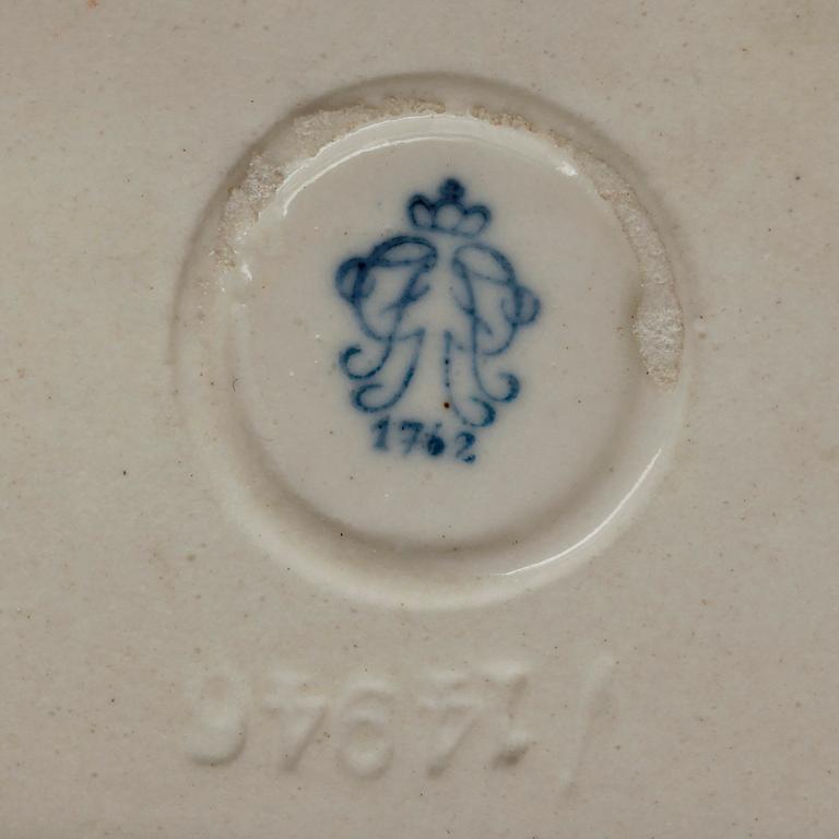 FIGURIN, porslin. Volkstedt, Tyskland 1900-talets mitt.