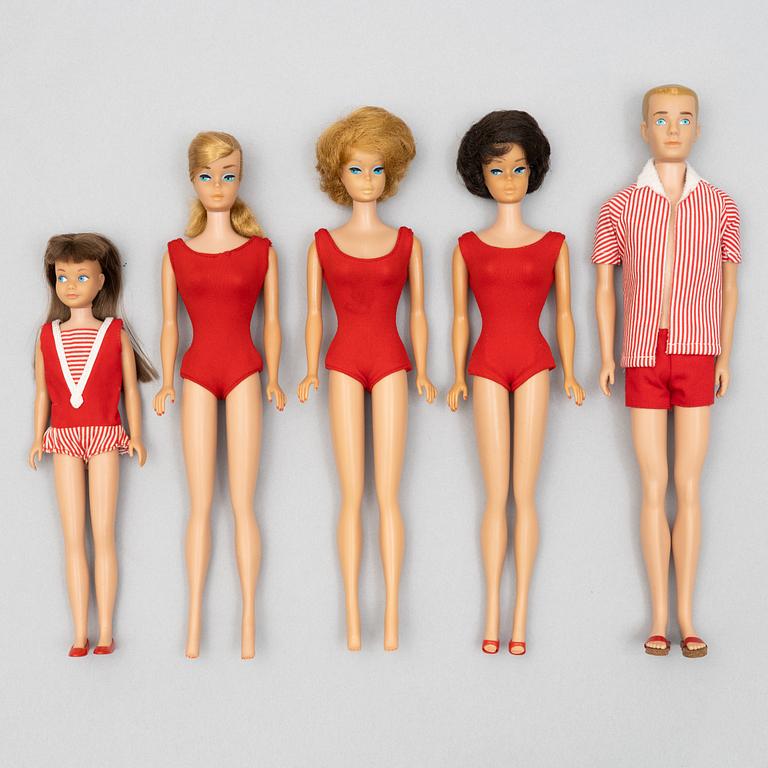 Barbiedockor, 5 st, bl a "Barbie Swirl Ponytail", "Skipper" & "Barbie Bubble cut", Mattel, 1960-tal.