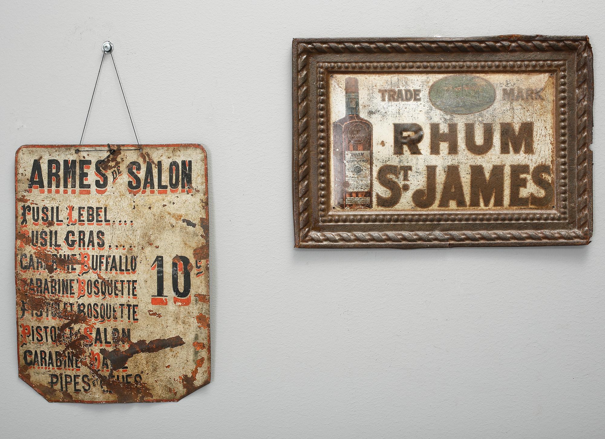 BUTIKSSKYLTAR / REKLAMSKYLTAR, 3 st, 1900-tal.