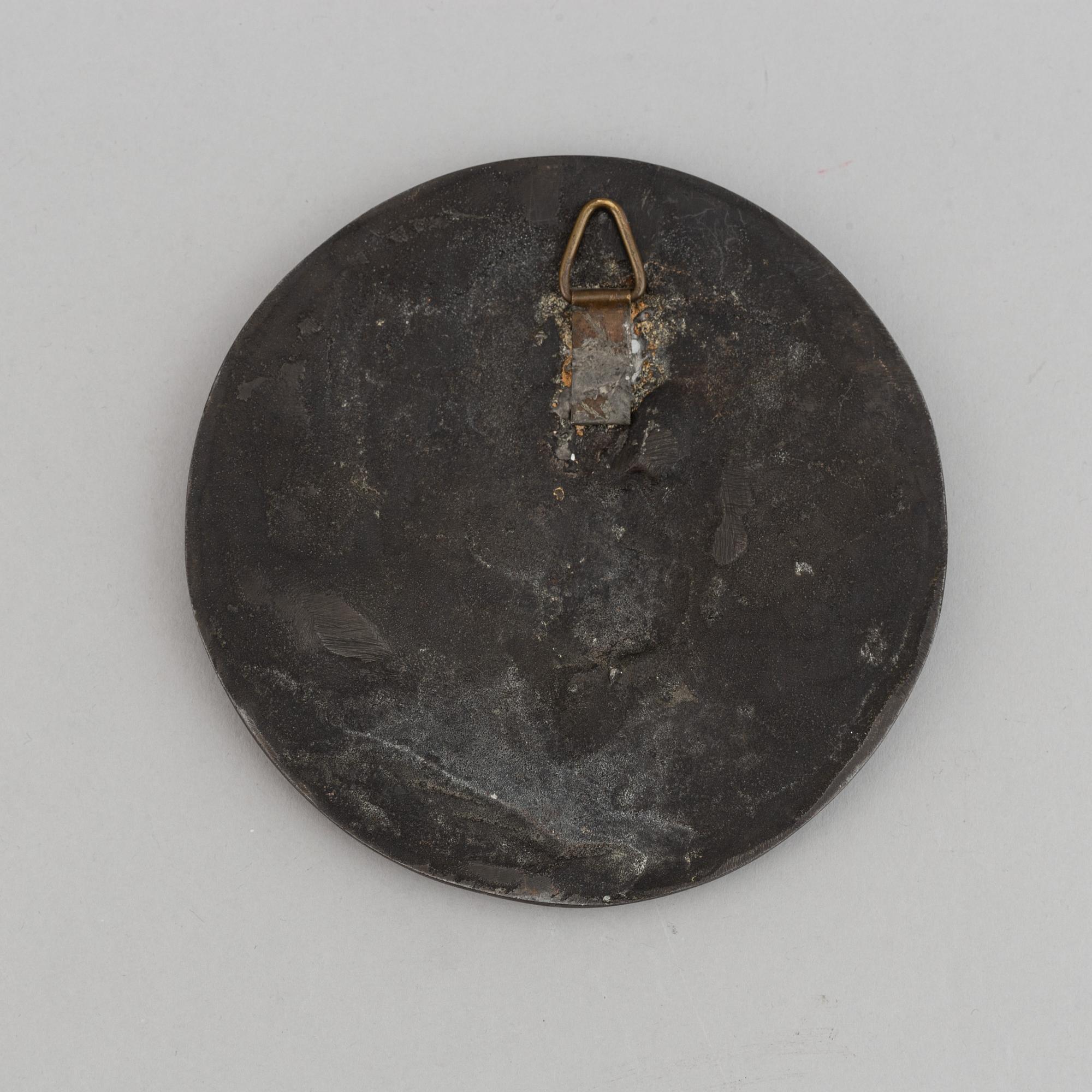Three Bronze Plaquettes. Diameter 15 cm, 9,5 cm och 7 cm.