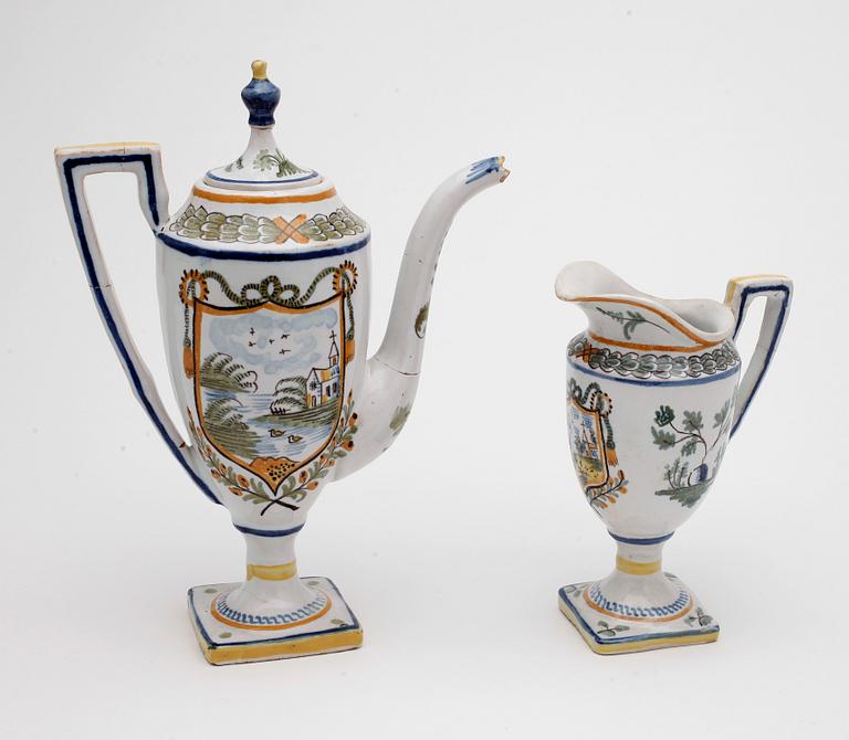 SERVISDELAR, 7 st, lergods, empire, sannolikt Frankrike, 1800-tal.