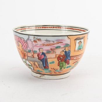 A Chinese 18th century porcelain cup.