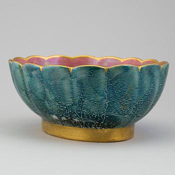 JOSEF EKBERG, a creamware bowl from Gustavsberg, signed and dated 1931.