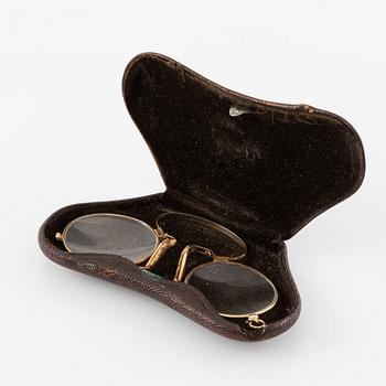 Glasses, 14K gold.