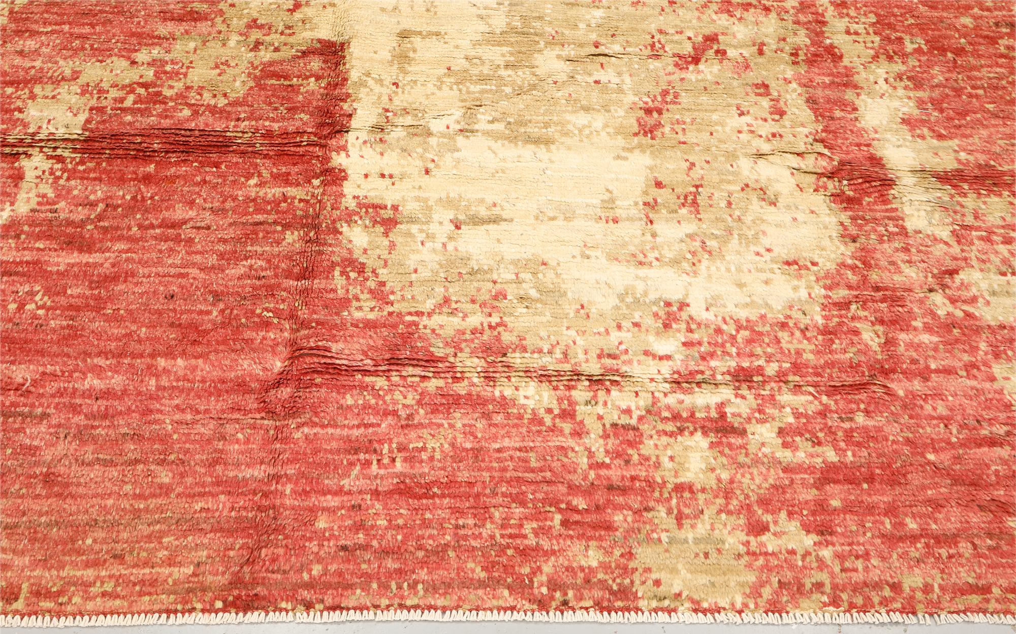 A rug, Morocco design, approx. 294 x 243 cm.