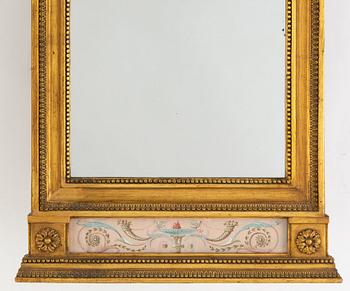 A late Gustavian mirror likely from the workshop of Hedberg & Lindblad, ca 1800.