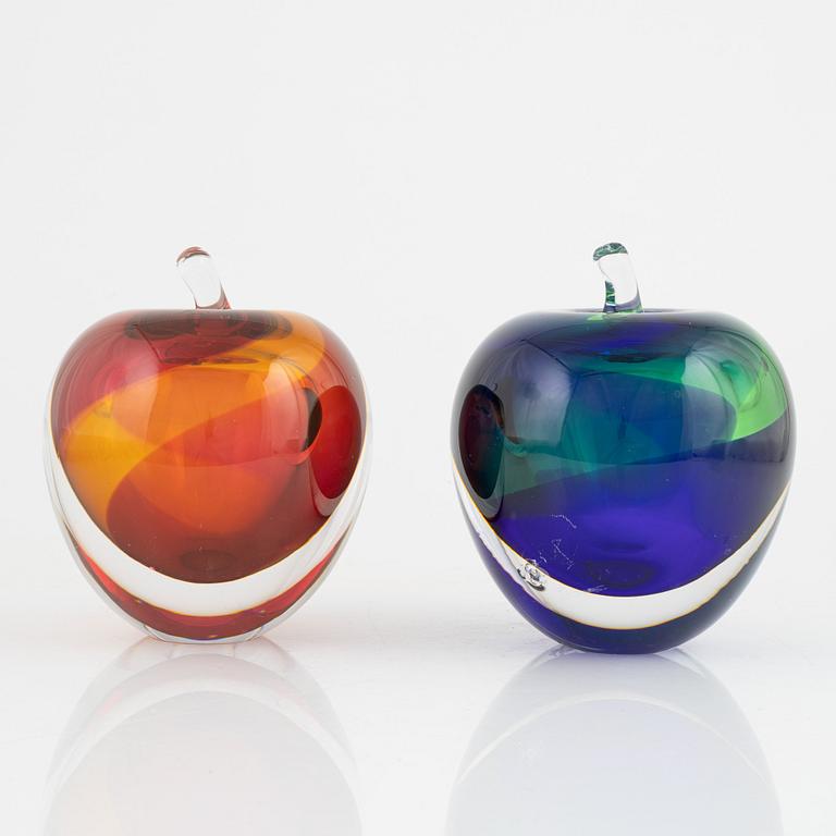 Hanne Dreutler & Arthur Zirnsack, two signed glass sculptures, Fyrklövern Studio Åhus.