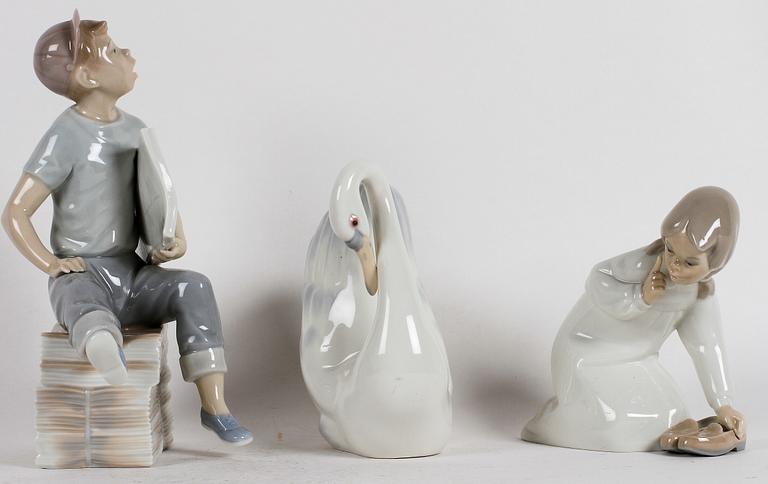 FIGURINER, 3 st, porslin, Nao samt Lladro.