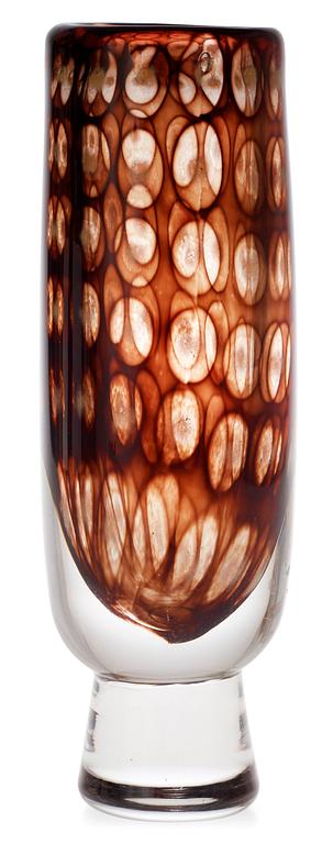 A Vicke Lindstrand glass vase, Kosta.