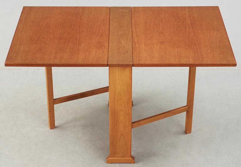 SLAGBORD. Vapensmeden, Carl Malmsten, Omkring 1900-talets mitt.