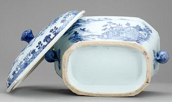 TERRIN med LOCK, porslin, Kina, Qianlong (1736-1795).