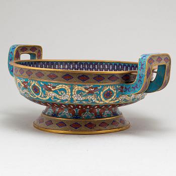 A large Chinese cloisonne footed bowl with handles, 20th century.