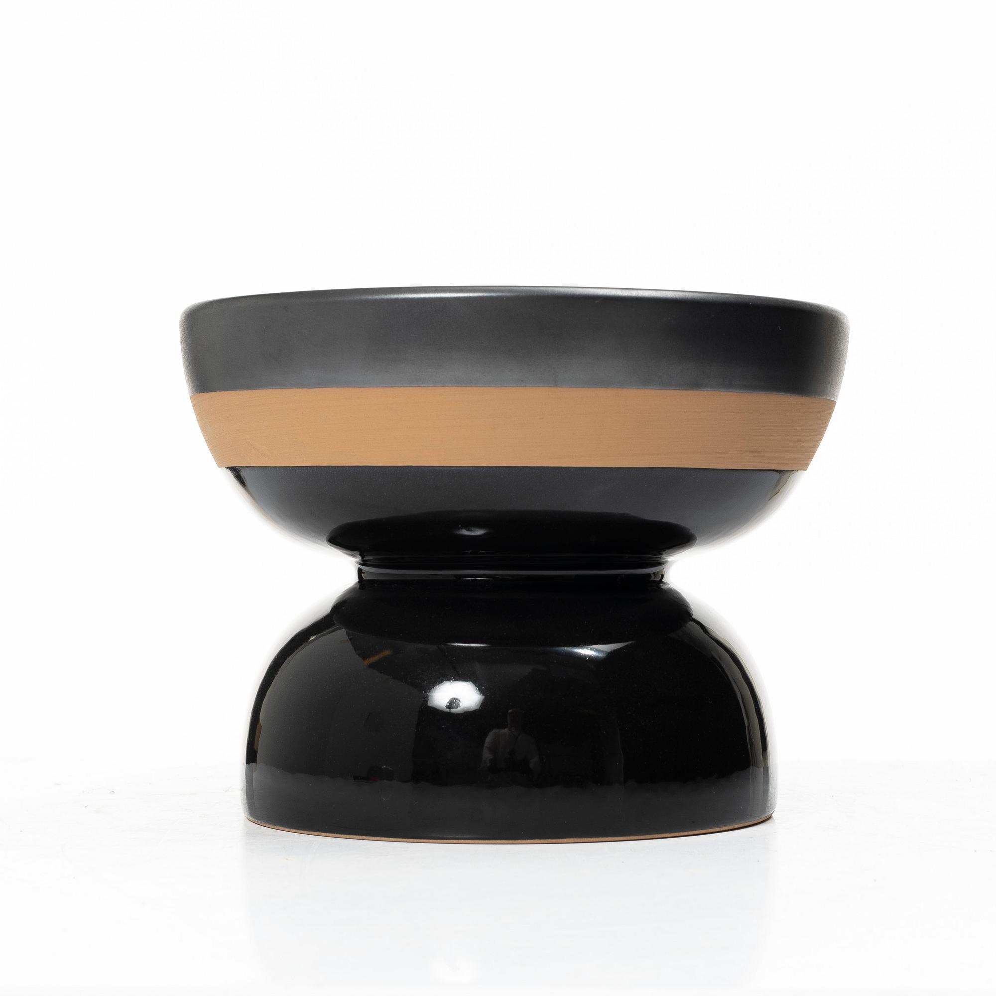 Ettore Sottsass, skål på fot, modell "546", Bitossi, Italien.