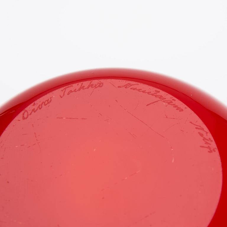 OIVA TOIKKA, POMPOM VASE. Sign. Oiva Toikka Nuutajärvi Notsjö.