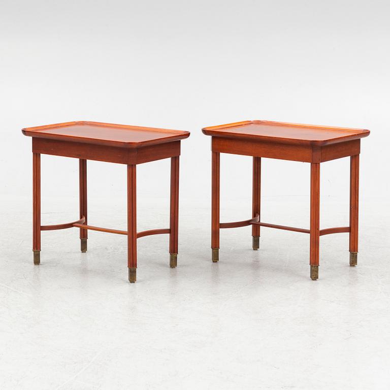 Side tables, a pair, Ferdinand Lundqvist, first half of the 20th century.