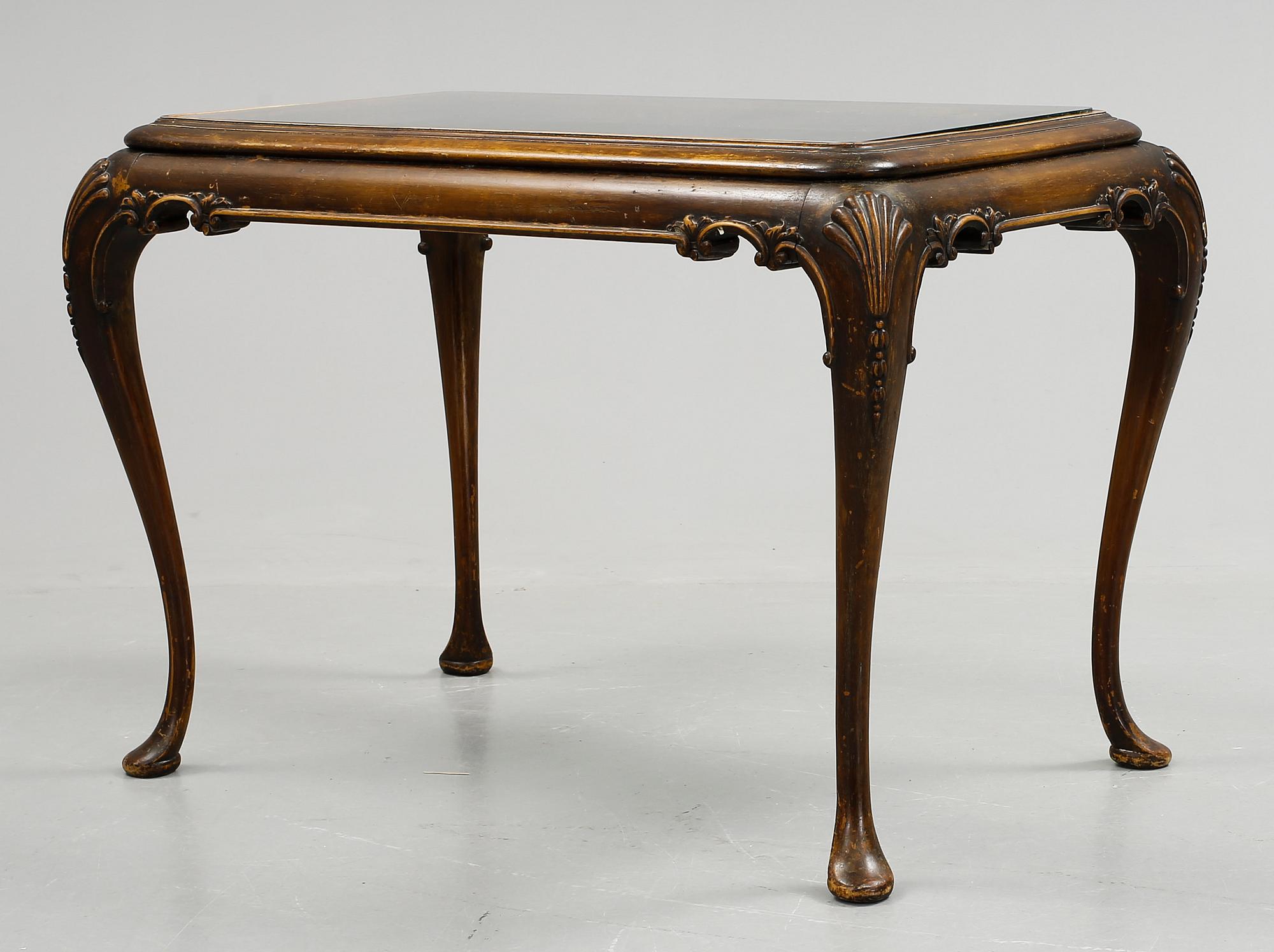 BORD, chippendalestil, 1900-talets andra kvartal.