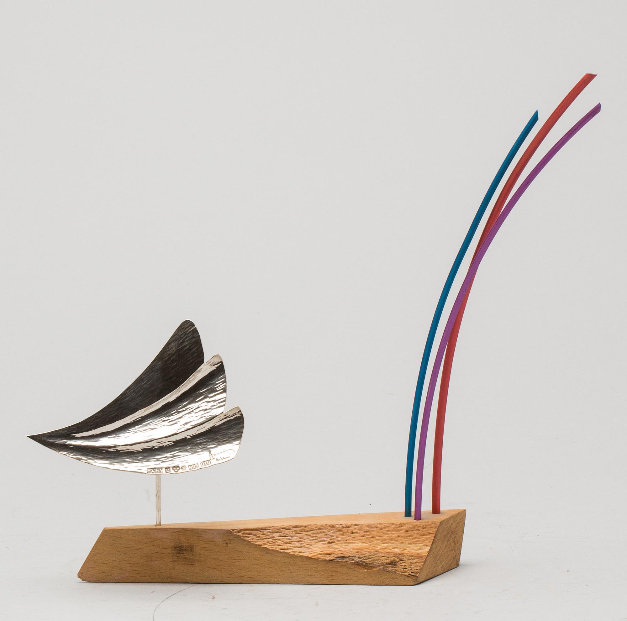 OWE JOHANSSON, skulptur, sterlingsilver. Blandteknik. Landskrona, HVEN (Ven). 1990. Vikt ca 50 g.