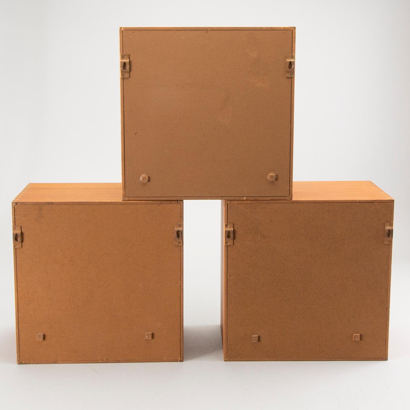 Hyllor, Troeds, teak, 3 st. 1960-tal.