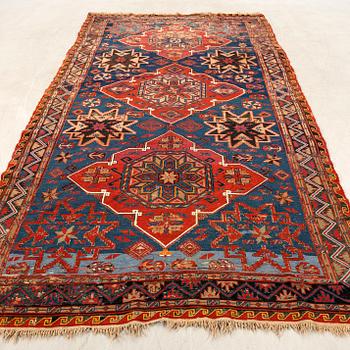 Matta Orientalisk semi-antik ca 350x195 cm.