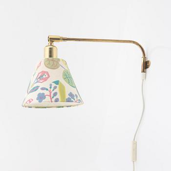 Josef Frank, a brass wall light, model 2226, Svenskt Tenn.