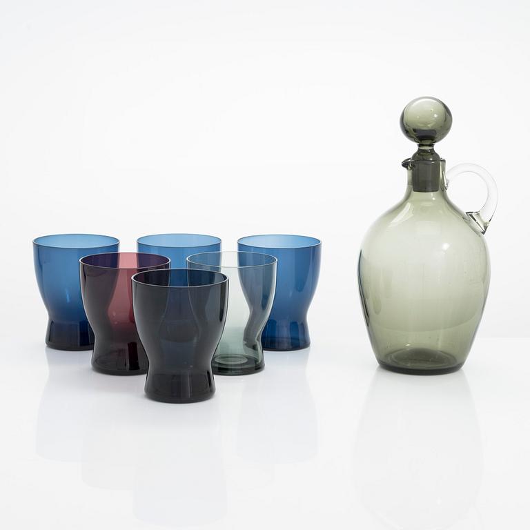 Saara Hopea,  A glass carafe and six drinking glasses, Nuutajärvi, Finland. Design years 1959 and 1958.