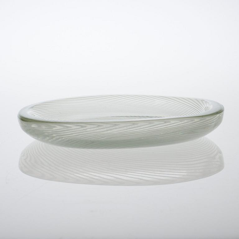 A Venini glass dish 'A Fili', probably by Carlo Scarpa, Murano.