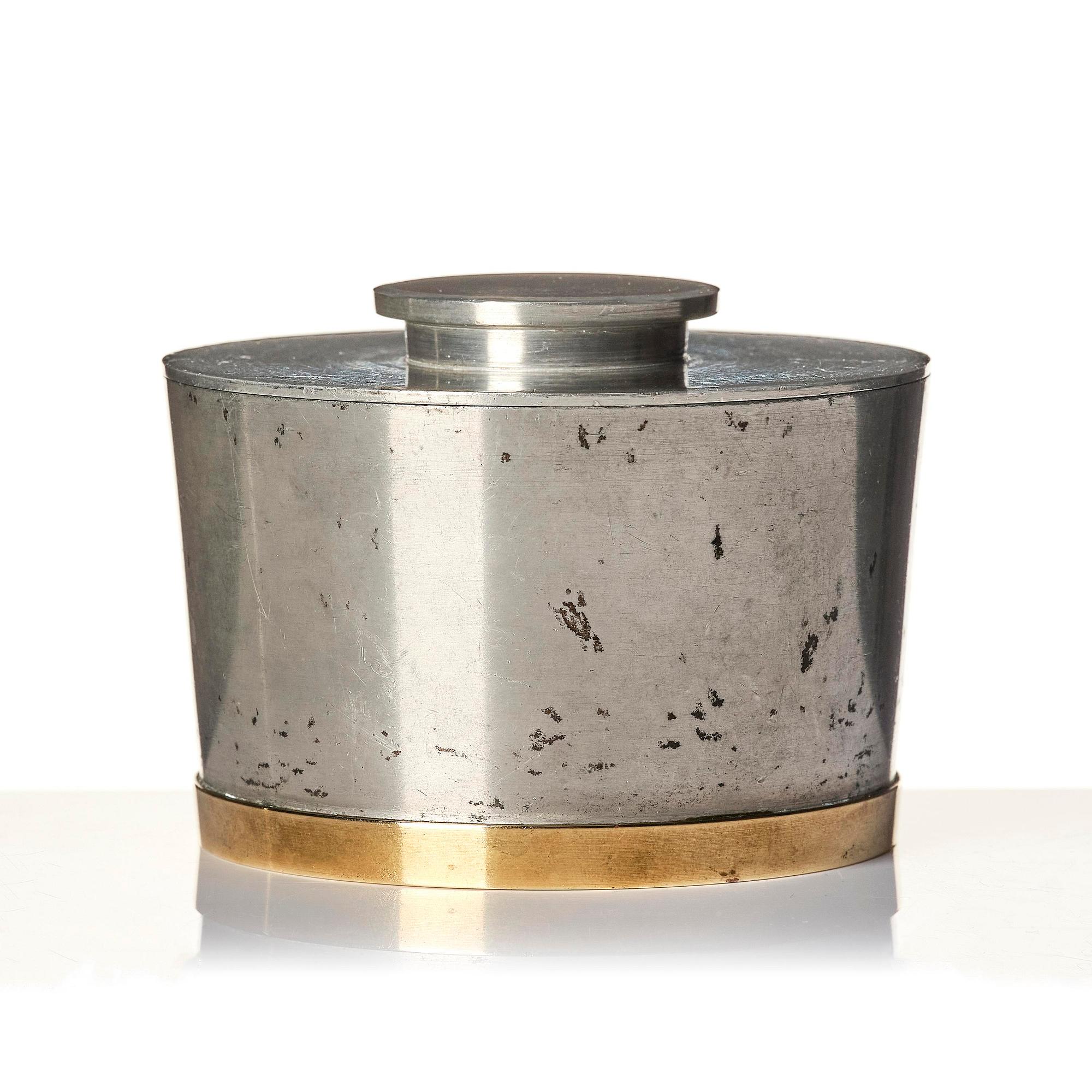 Nils Fougstedt, a lidded pewter bowl, Firma Svenskt Tenn, Stockholm, 1936.