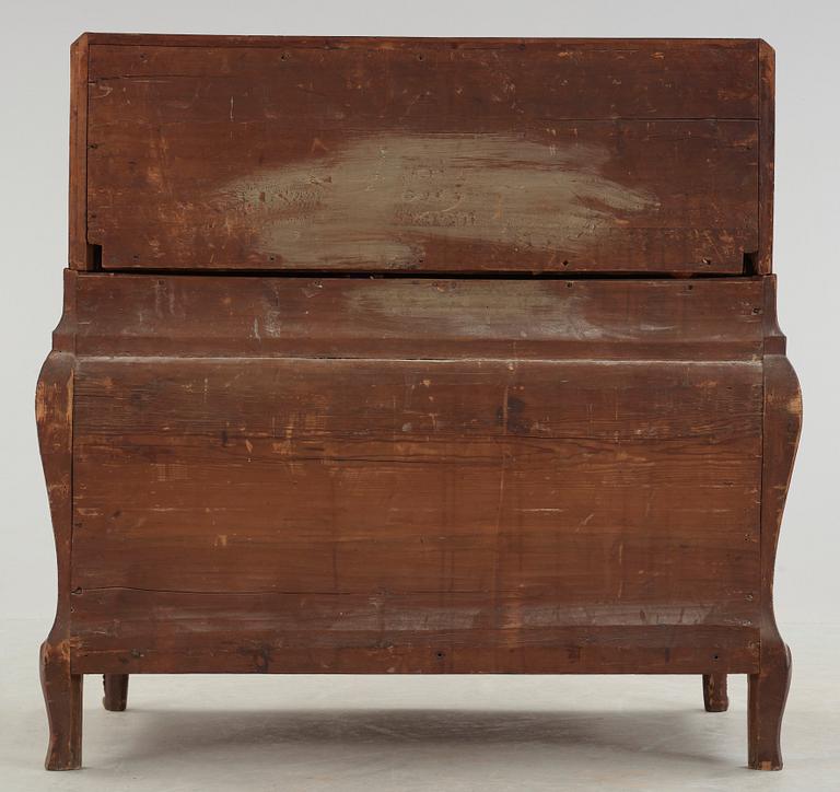 SEKRETÄR, av Niklas Korp, signerad (mästare i Stockholm 1763-1800). Gustaviansk.