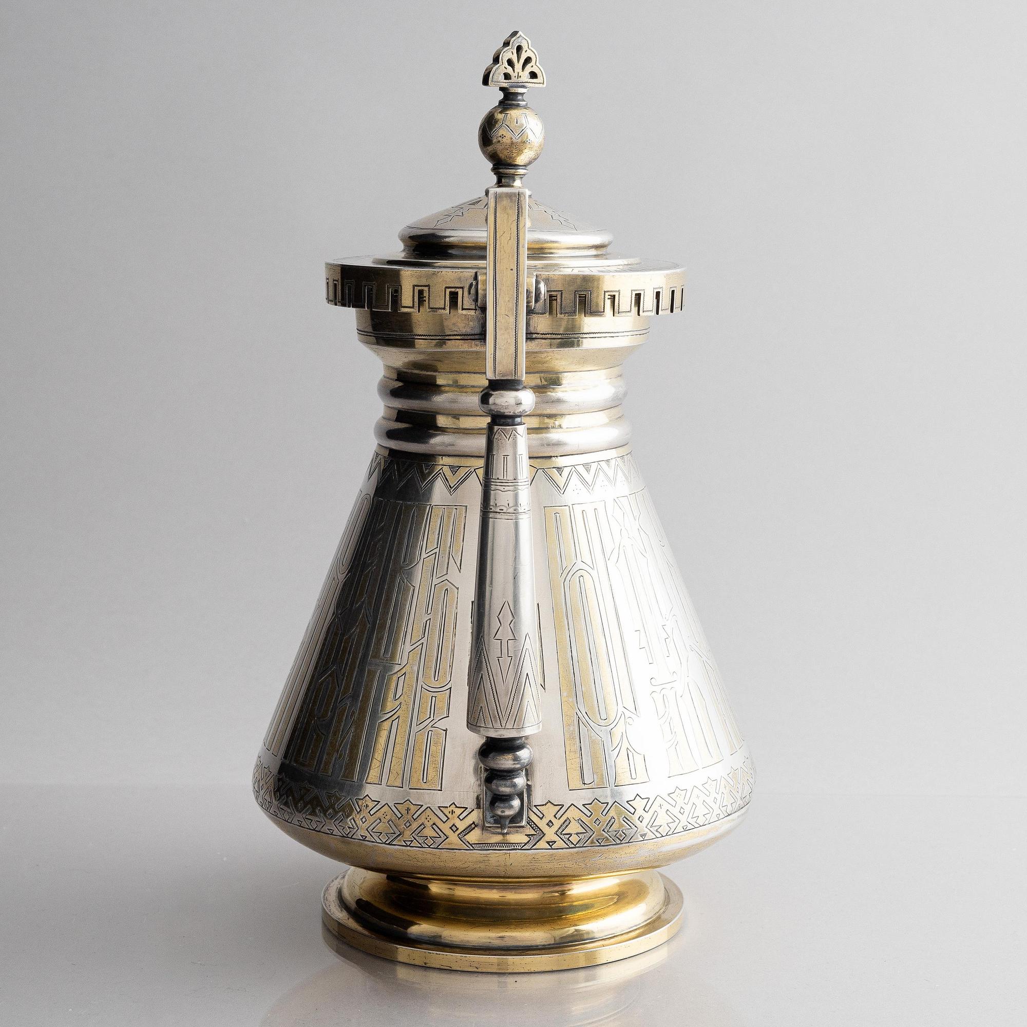 Vinkanna, silver, oidentifierad mästarstämpel WA, kontrollmästare Ivan Vonifatiyevich Yevstigneyev, S:t Petersburg 1879.