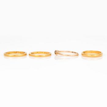 RINGAR, 4 st, en med gammalslipad diamant.
