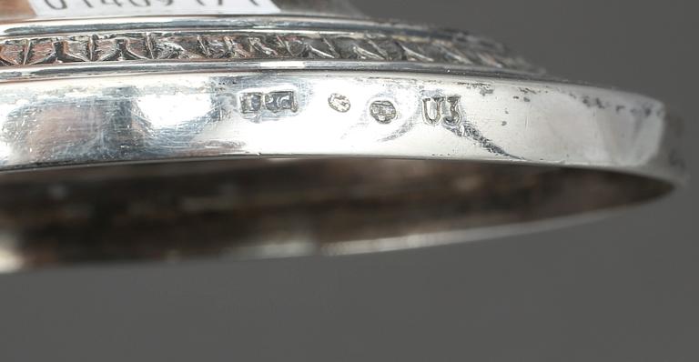 LJUSSTAKAR ETT PAR, silver, Johan Petter Grönvall, Stockholm 1826. Vikt ca 498 gram.