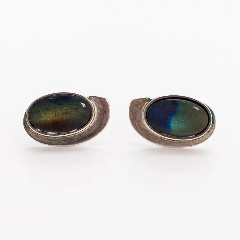 Kaunis Koru, necklace and earrings, spectrolite, silver, 1992.