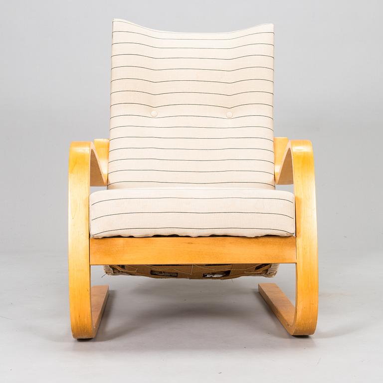 Alvar Aalto, A mid-20th century 'A35' armchair for Huonekalu- ja Rakennustyötehdas A.B.