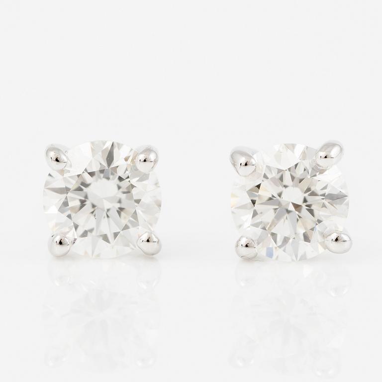 Earrings, 18K white gold with brilliant-cut diamonds.