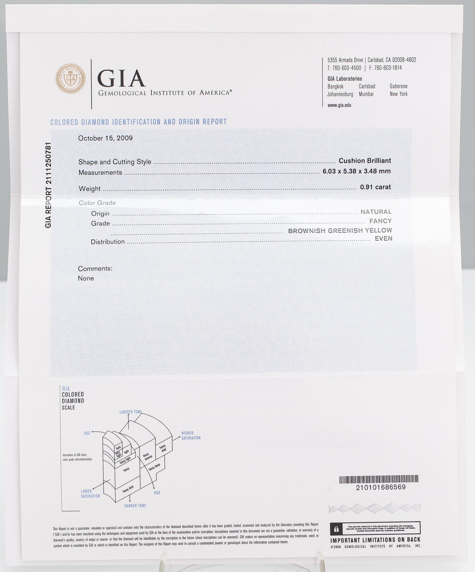 Ring, 18K guld och diamanter ca 1.01 ct tot. AIG-certifikat.