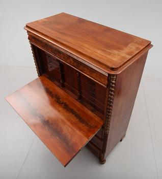 CHIFFONJÉ, senempire, 1800-talets mitt.