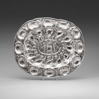 An Italian early 18th century silver dish, unidentified makers mark, Venice.