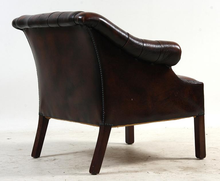 FÅTÖLJ, engelsk stil, 1900-tal.