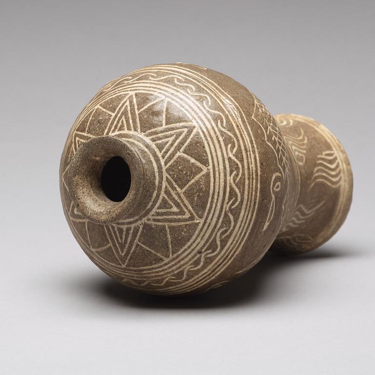 VAS, keramik. Korea, Joseon dynastin, 1400-tal.