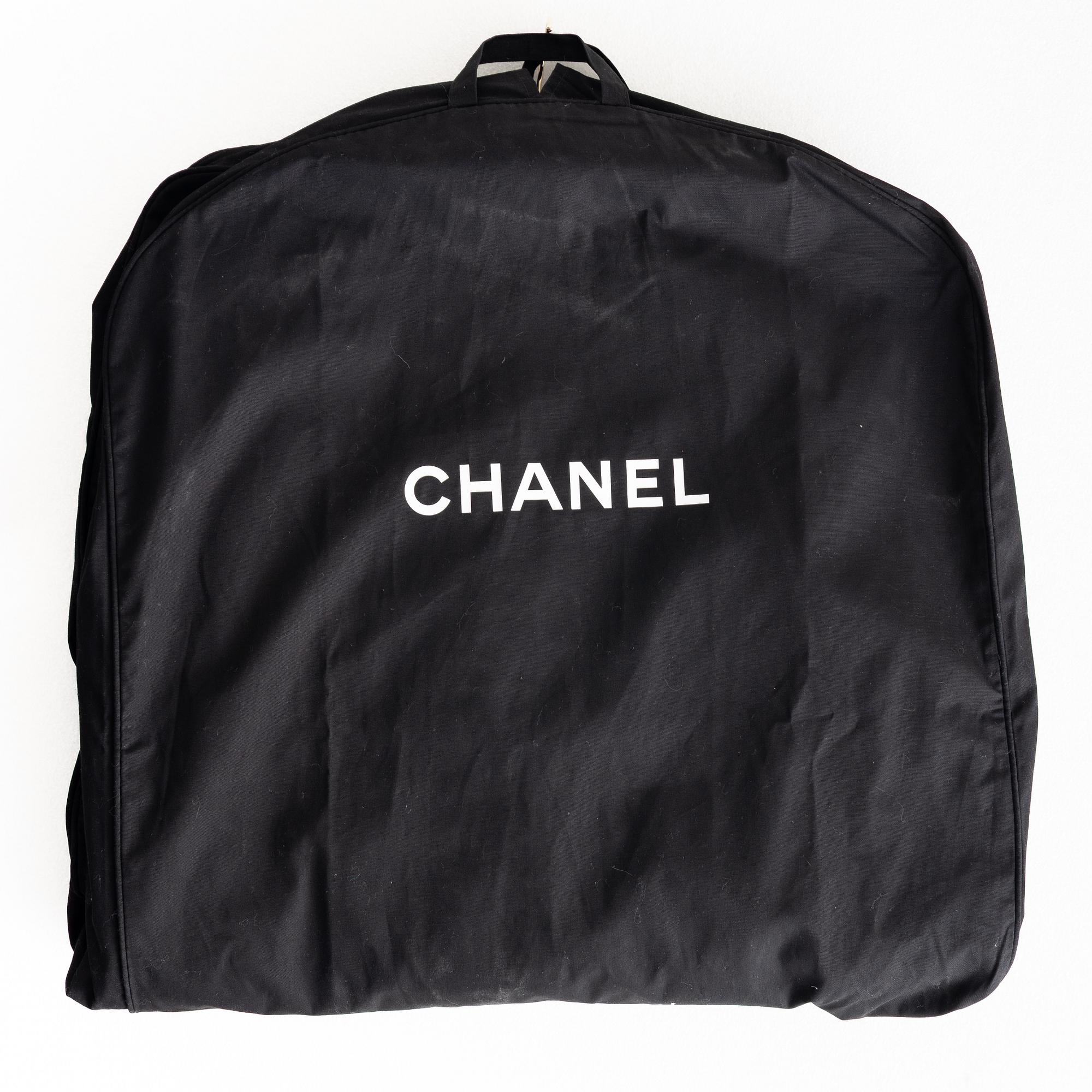 Chanel, kappa, storlek Fr 36.