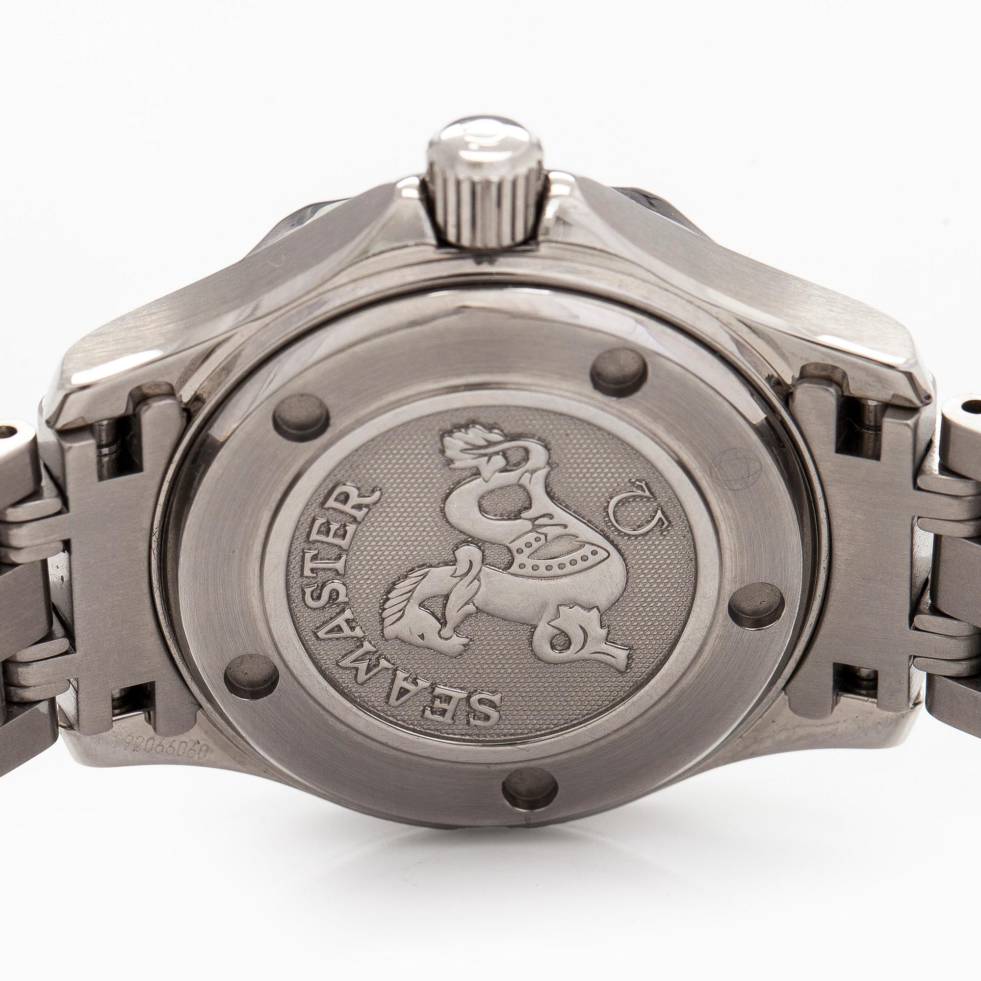 Omega, Seamaster, Diver 300M, rannekello, 28 mm.