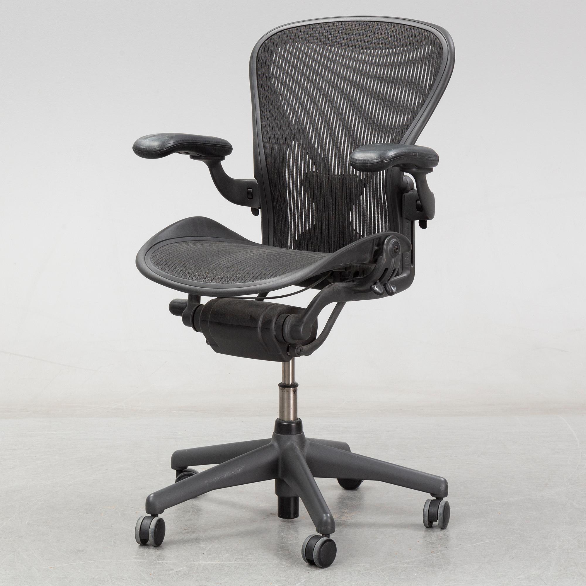 Don Chadwick/Bill Stumpf, deskchair  "Aeron", Herman Miller.