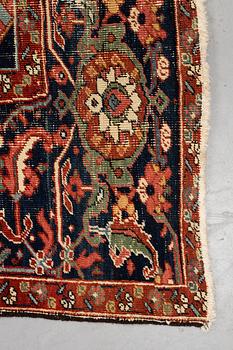 Matta, antik Heris, ca 375 x 280,5 cm.