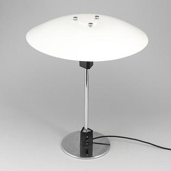 POUL HENNINGSEN, a 'PH-4/3' table lamp, for Louis Poulsen, late 20th century.